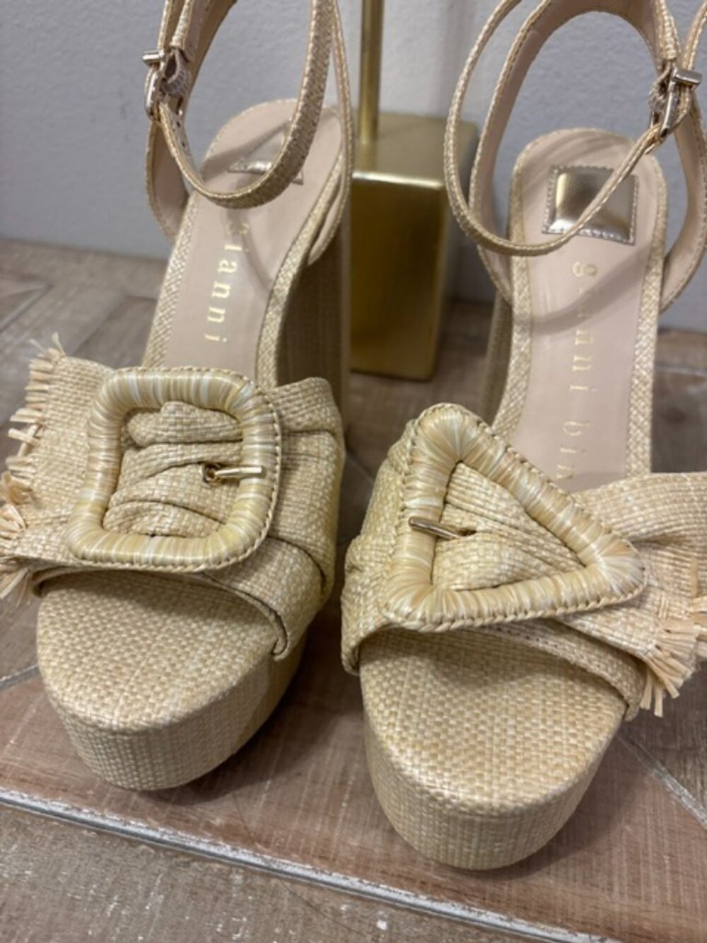 NWOT Gianni Bini Tobias Raffia Platform Sandals Fringe Sizes 7, 8, 8.5 - Picture 7 of 7